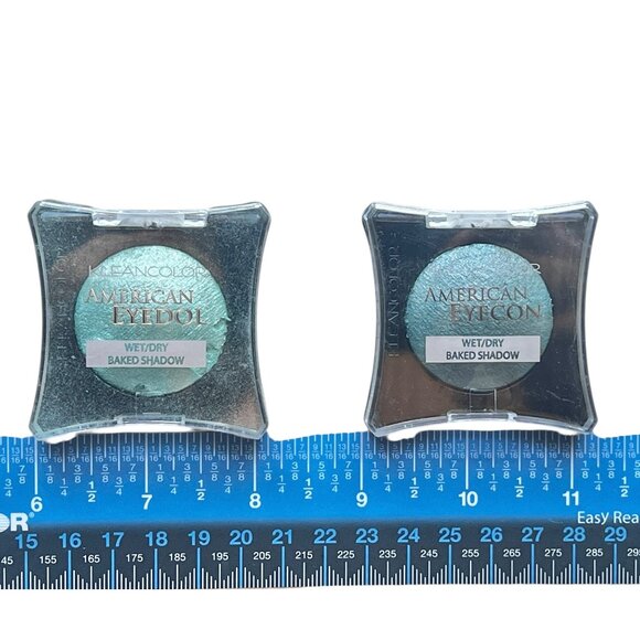 Kleancolor American Eyecon Eyeshadow Set  Wet/Dry Matte Teal & Mint  .15 Oz - Picture 4 of 6